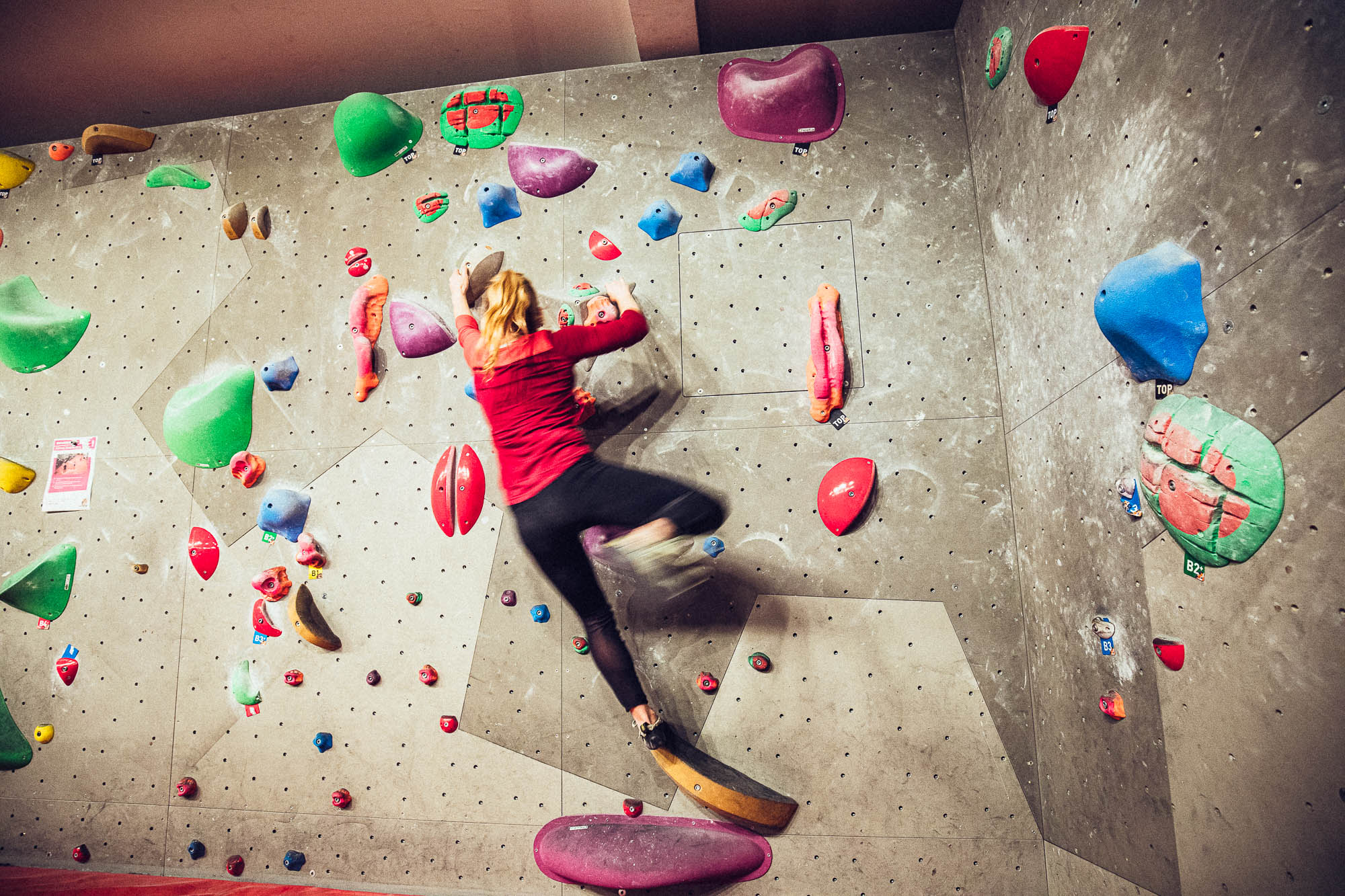 Export x3 5D4 1257 Bouldering Sarah & Vanessa Gaswerk 2020